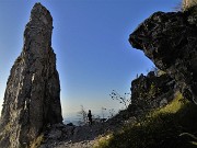 20 Svetta come campanile lo slanciato torrione Longo